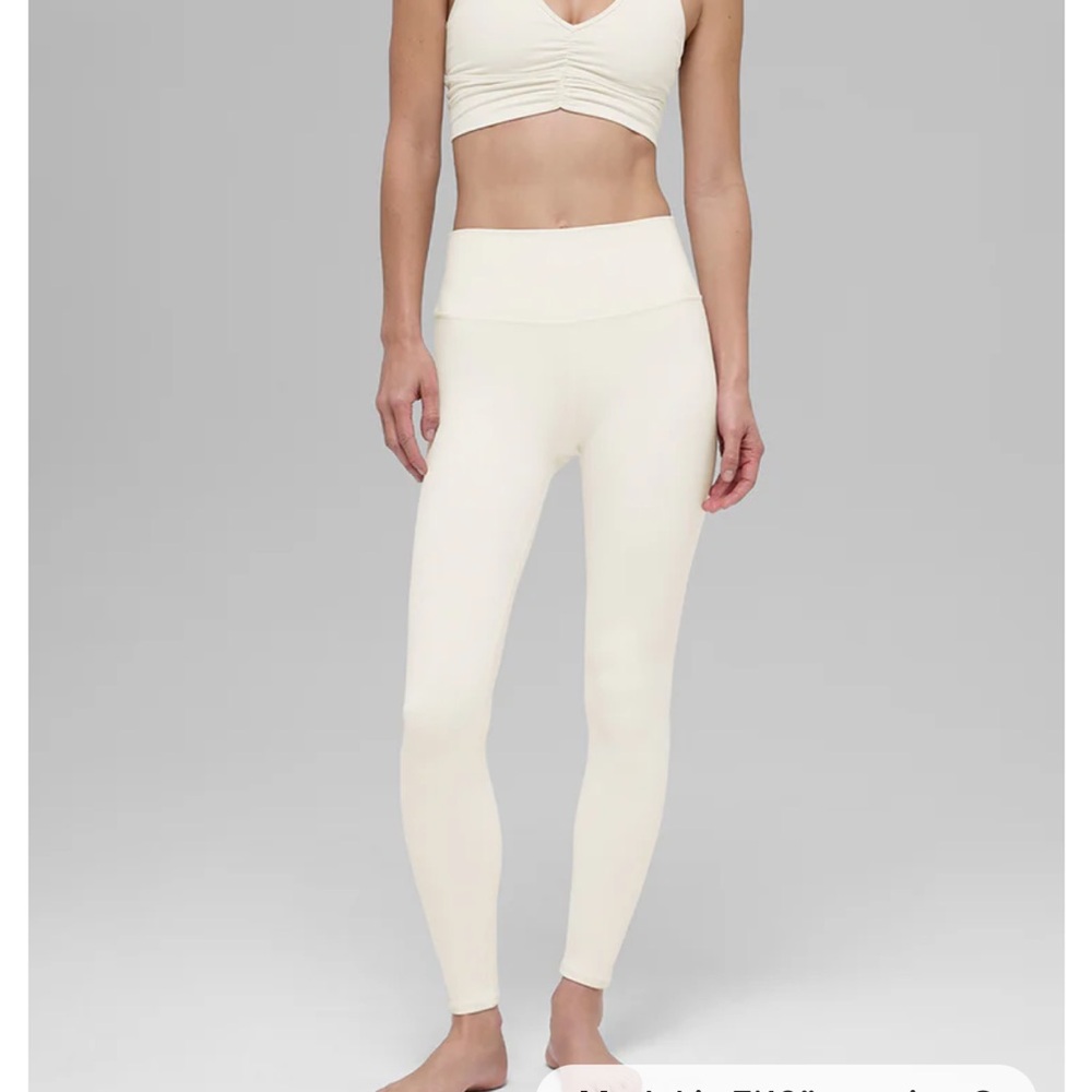 ALO Yoga Cream Leggings